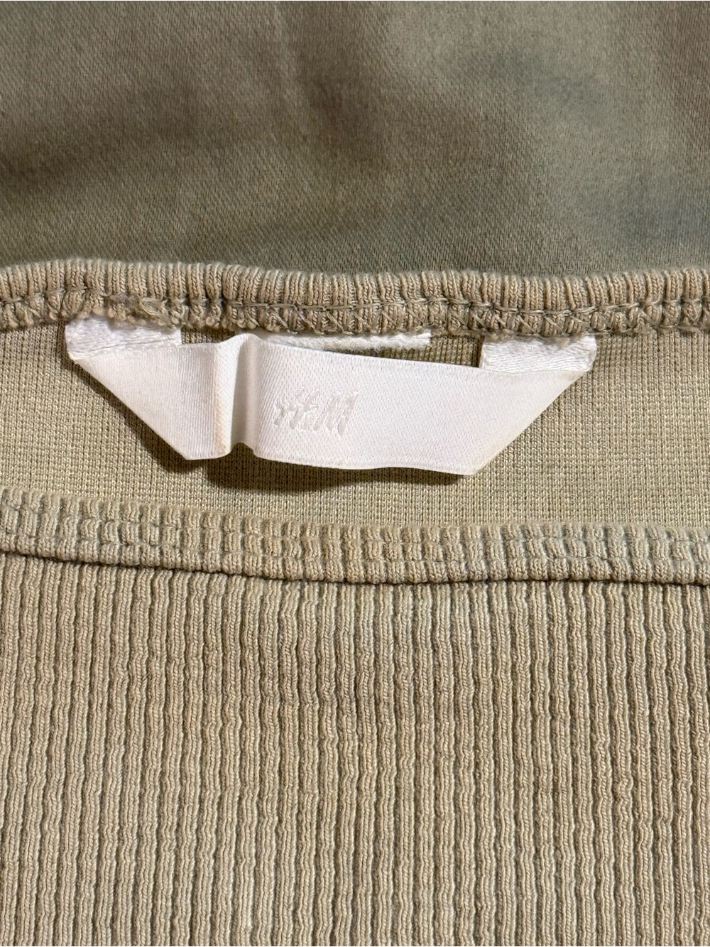 H&M Beige Ribbed Square-Neck Crop Tank - Picture 2 of 2